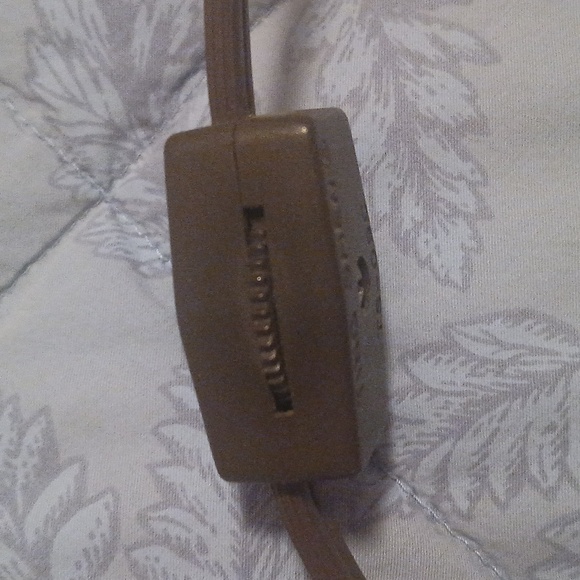 Stained Glass Cat Table Lamp with Bronze Base - Picture 8 of 12